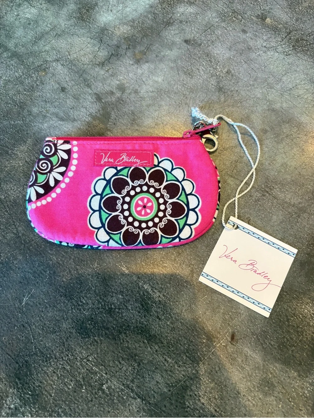 Vera Bradley zip ID case features‎ the retired Cupcakes Pink pattern, F69.
